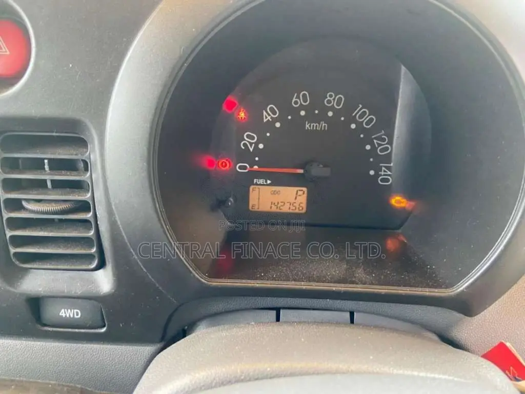 Daihatsu Hijet 2015 Van (Used)