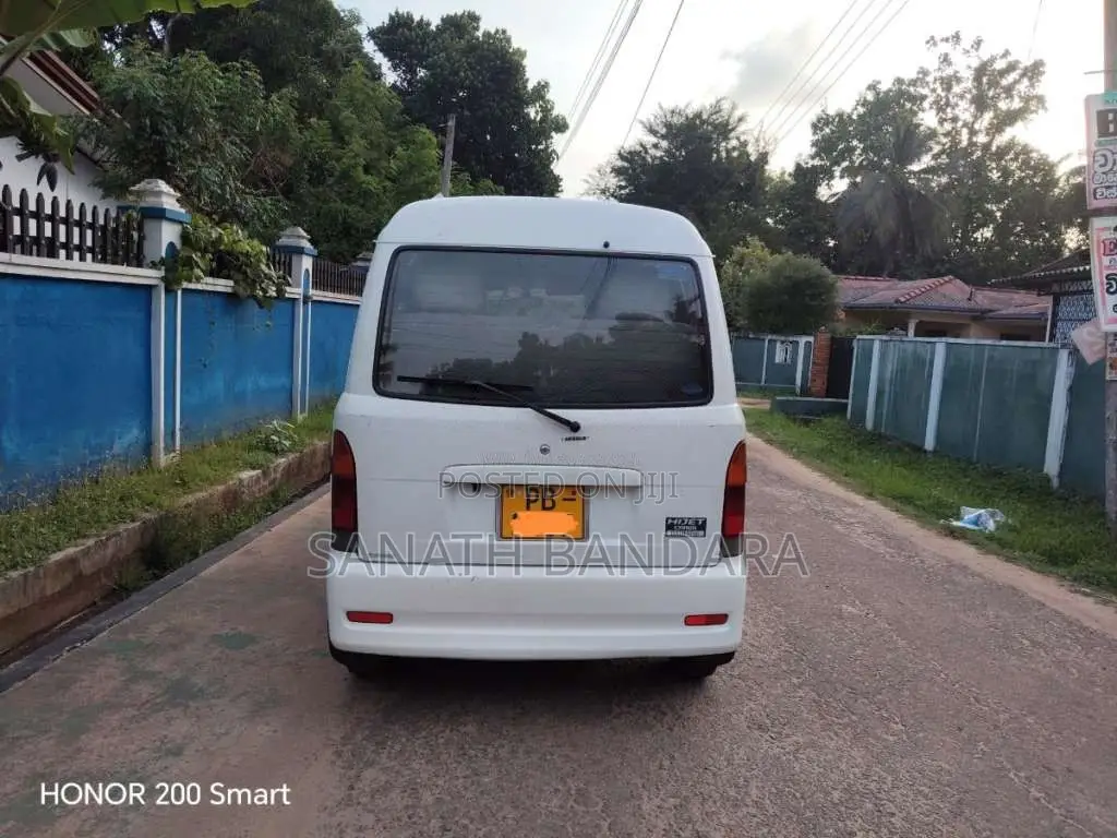 Daihatsu Hijet S200v 2007 Van (Used)