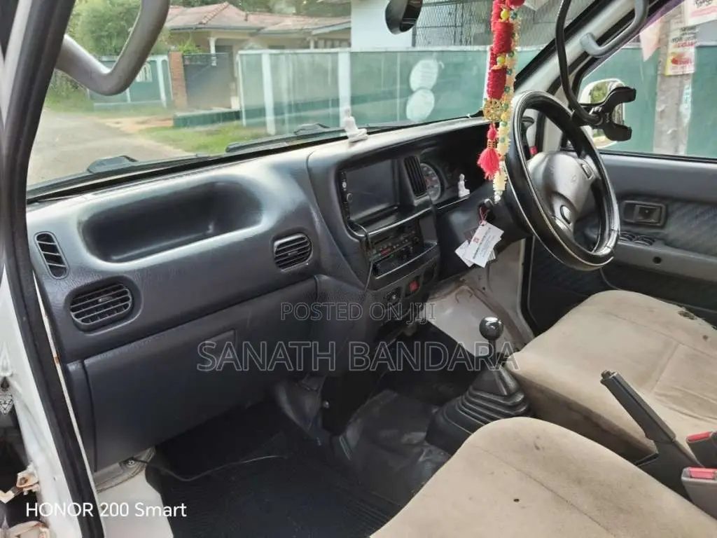 Daihatsu Hijet S200v 2007 Van (Used)