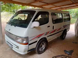 Toyota Dolphin LH 103 1994 Van (Used)
