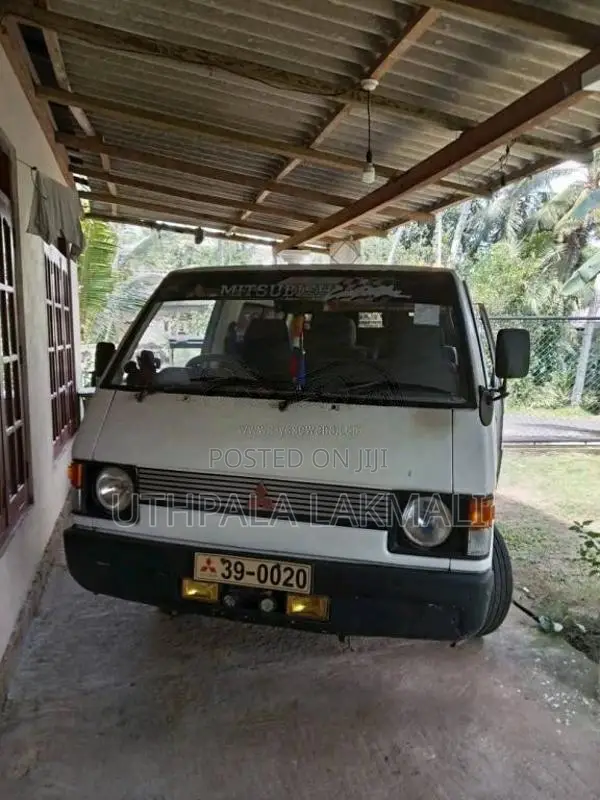 Mitsubishi L300 1995 Van (Used)