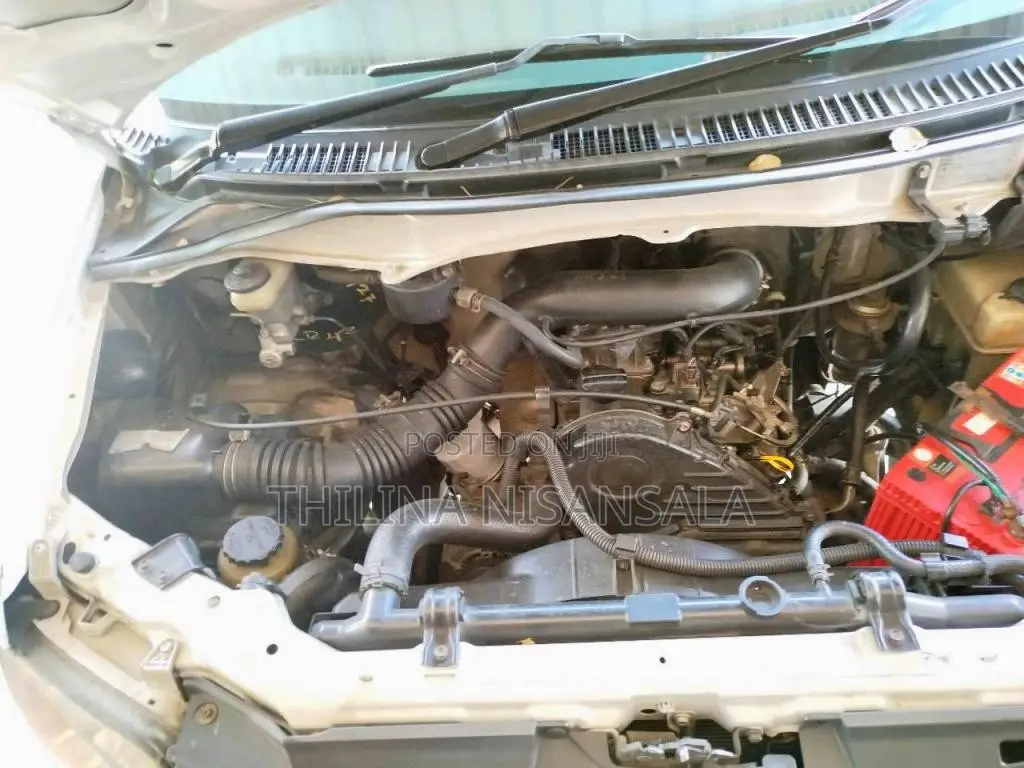 Toyota CR42 2003 Van (Used)