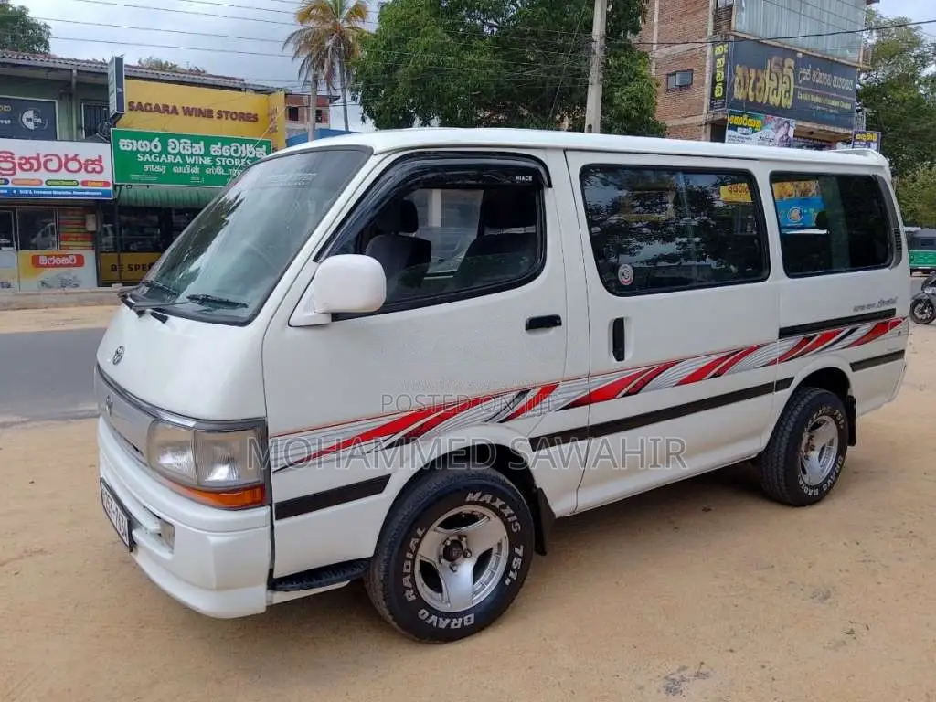 Toyota Dolphin LH 103 1994 Van (Used)