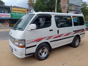 Toyota Dolphin LH 103 1994 Van (Used)