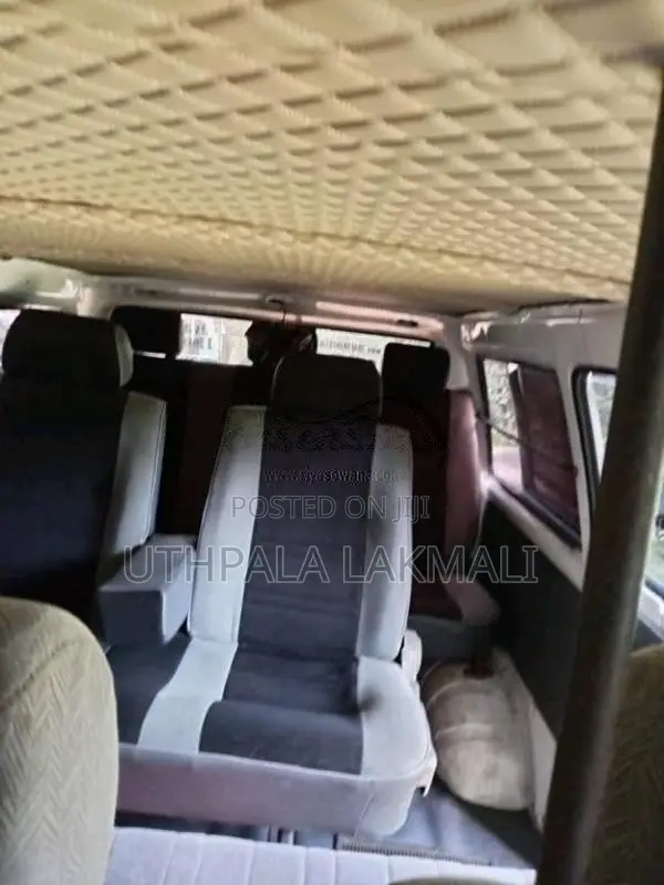 Mitsubishi L300 1995 Van (Used)