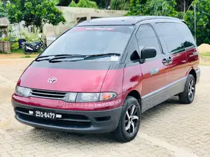 Toyota Lucida Estima 1992 Van (Used)