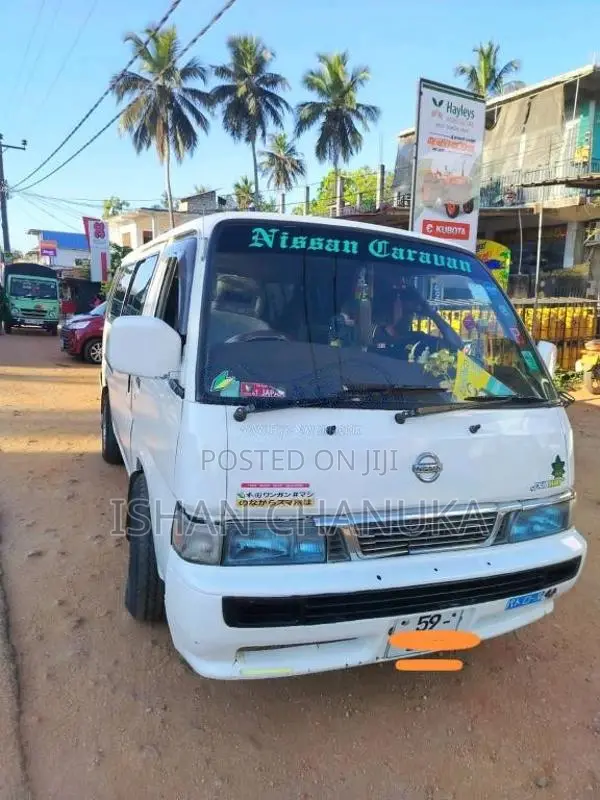 Nissan Caravan 1993 Van (Used)