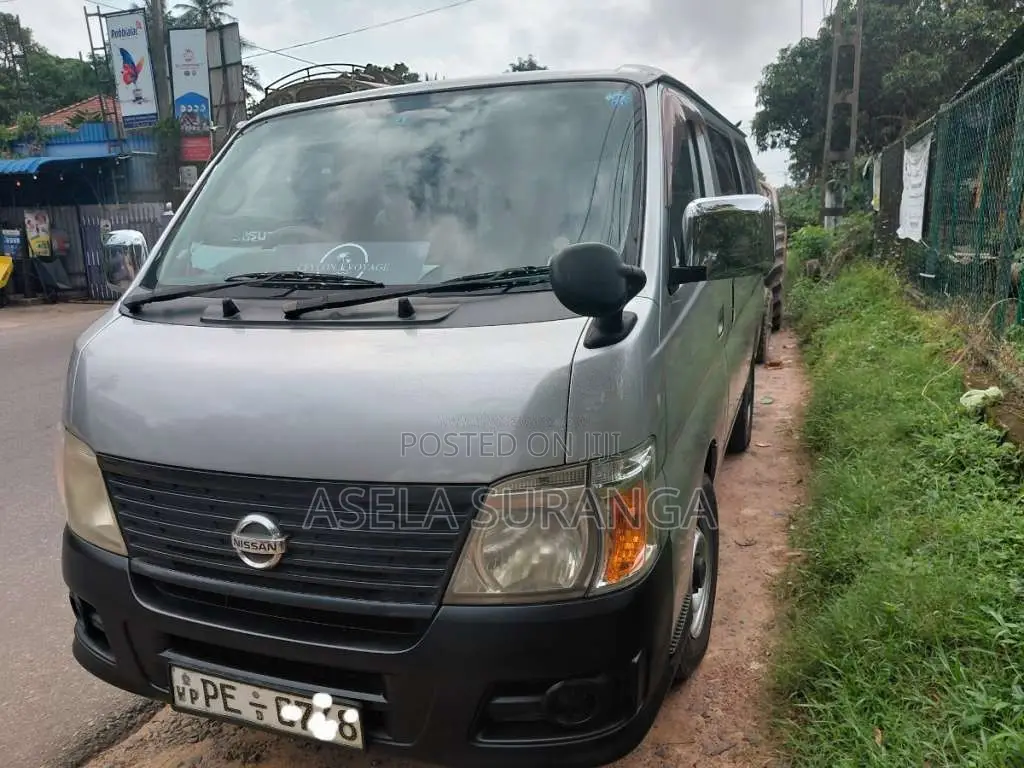 Nissan Caravan 2007 Van (Used)