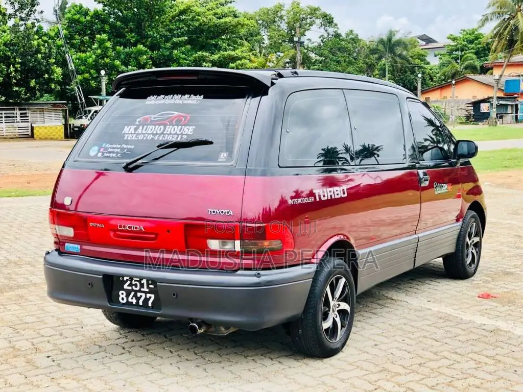 Toyota Lucida Estima 1992 Van (Used)