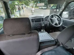 Nissan Caravan 2007 Van (Used)