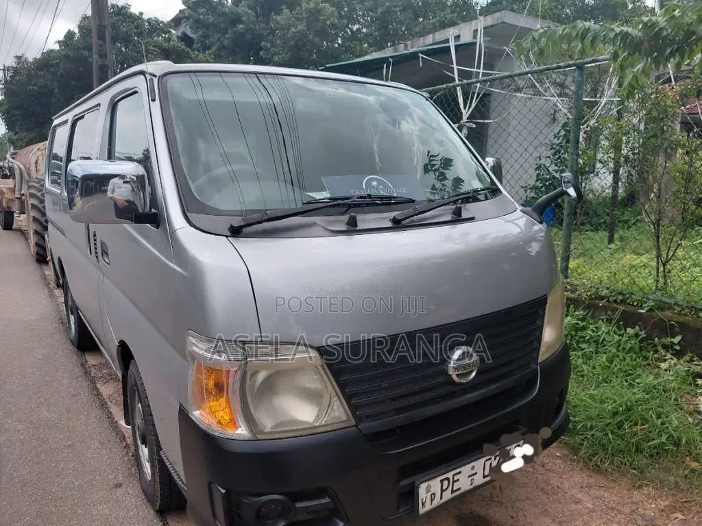 Nissan Caravan 2007 Van (Used)