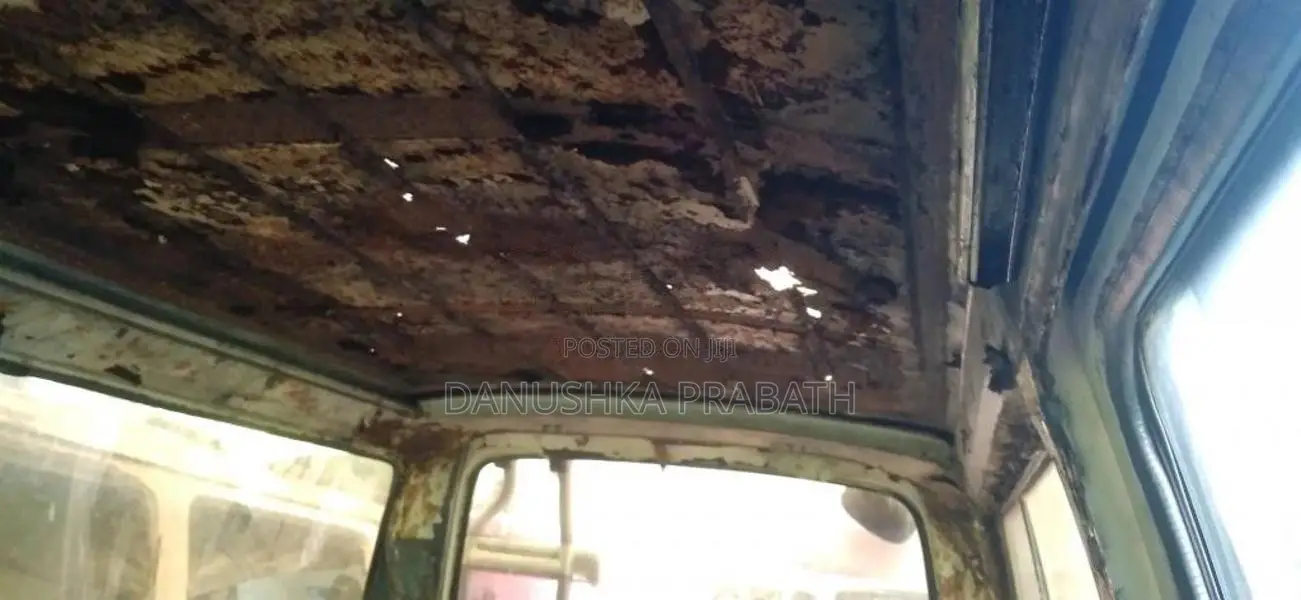 Toyota LH30 1982 Van (Used)