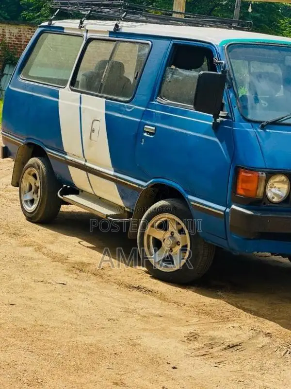 Toyota YOYOTA 1984 Van (Used)