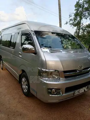 Toyota KDH222 Japan 2010 Van (Used)