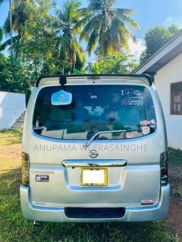 Nissan E25 2007 Van (Used)