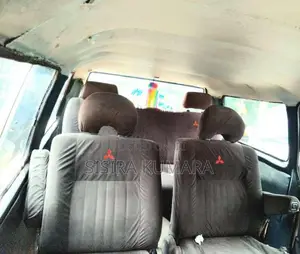 Mitsubishi Delica L300 1986 Van (Used)