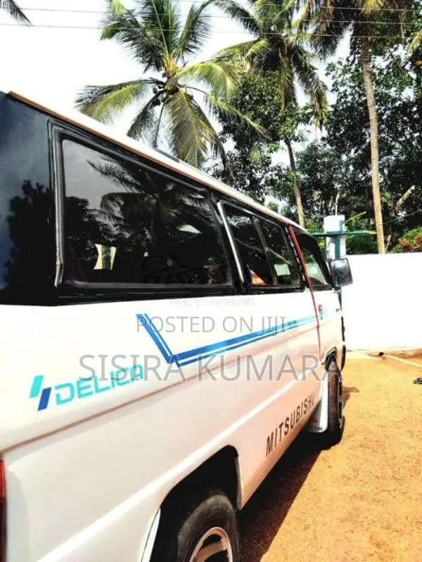 Mitsubishi Delica L300 1986 Van (Used)