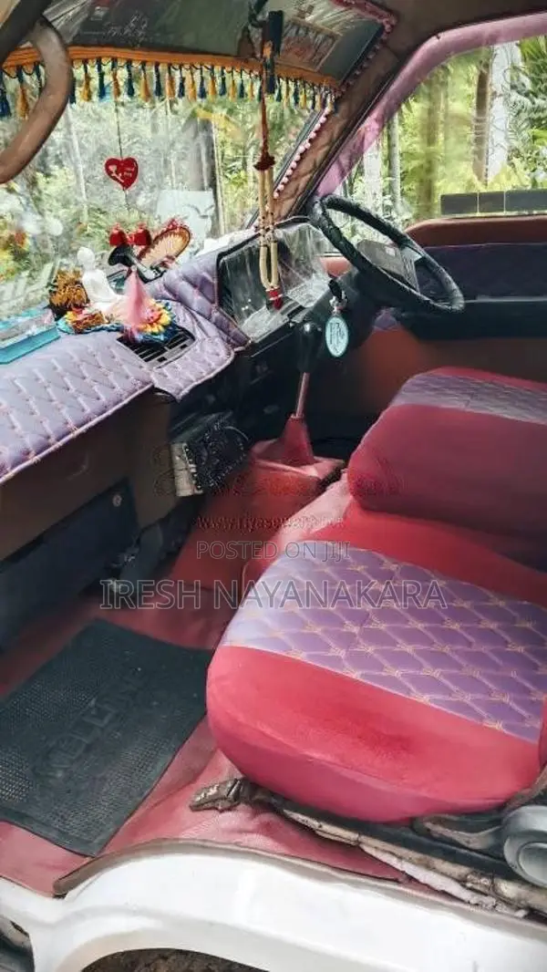 Toyota Shell 1986 Van (Used)