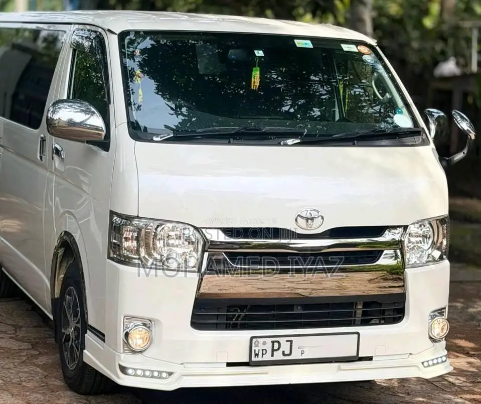 Toyota KDH SUPER GL DARK PRIME 2016 Van (Used)