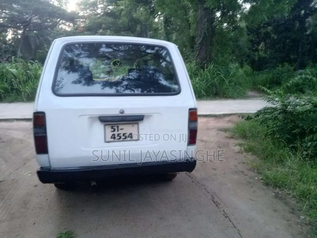 Toyota LiteAce CM20 1985 Van (Used)