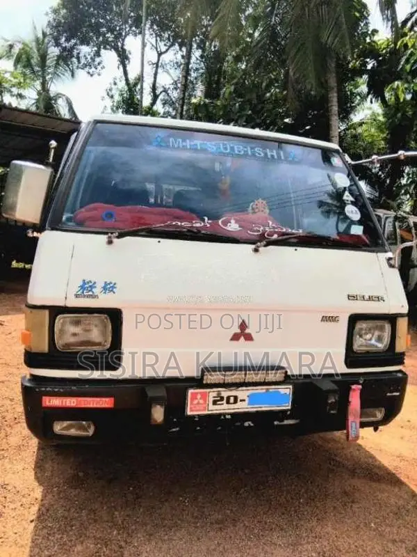 Mitsubishi Delica L300 1986 Van (Used)