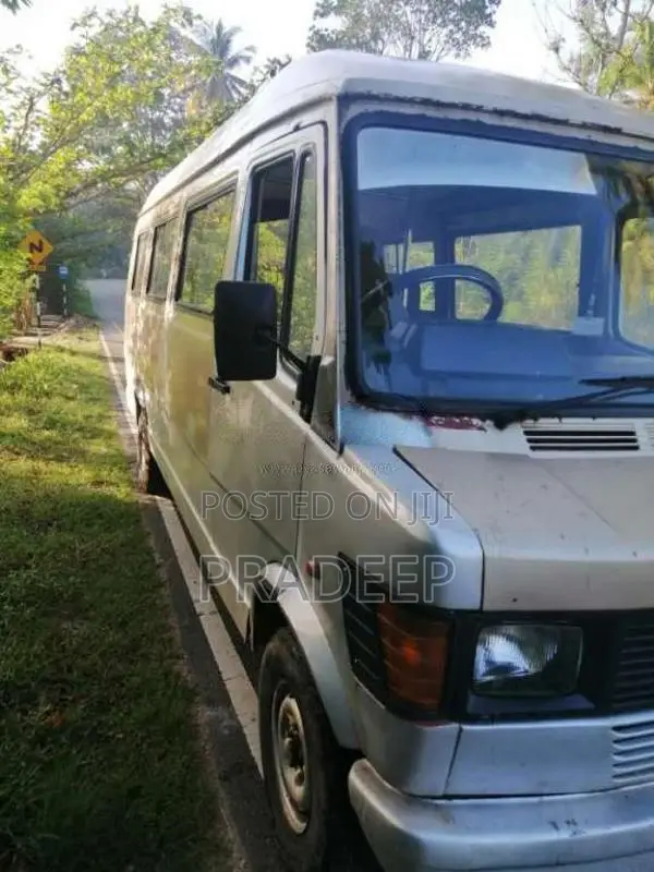 Force Tempo 2008 Van (Used)