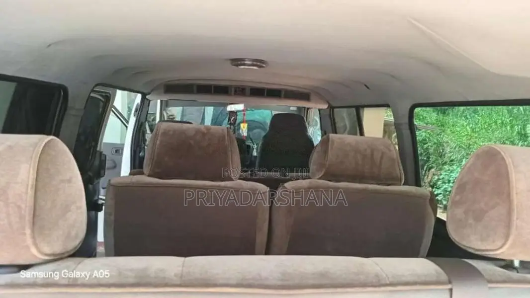 Nissan CaravanE25 2006 Van (Used)