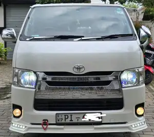 Toyota KDH TRH SUPER GL 2015 Van (Used)