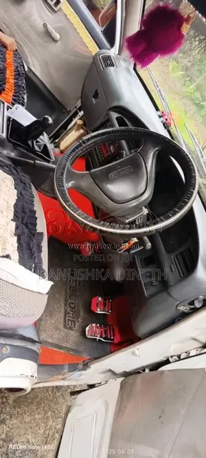 Toyota CR27 1990 Van (Used)
