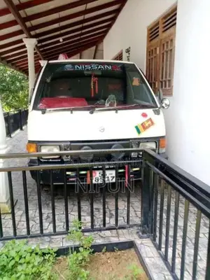 Nissan Vanette 1993 Van (Used)