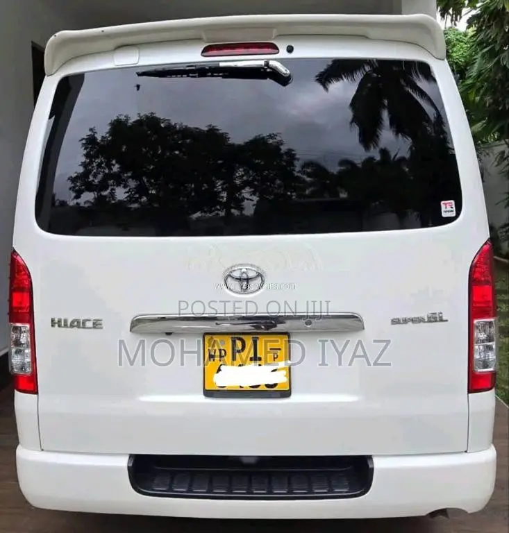Toyota KDH TRH SUPER GL 2015 Van (Used)
