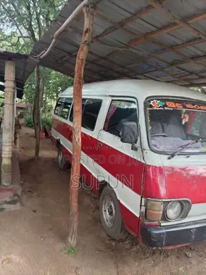 Toyota Lh30 1997 Van (Used)