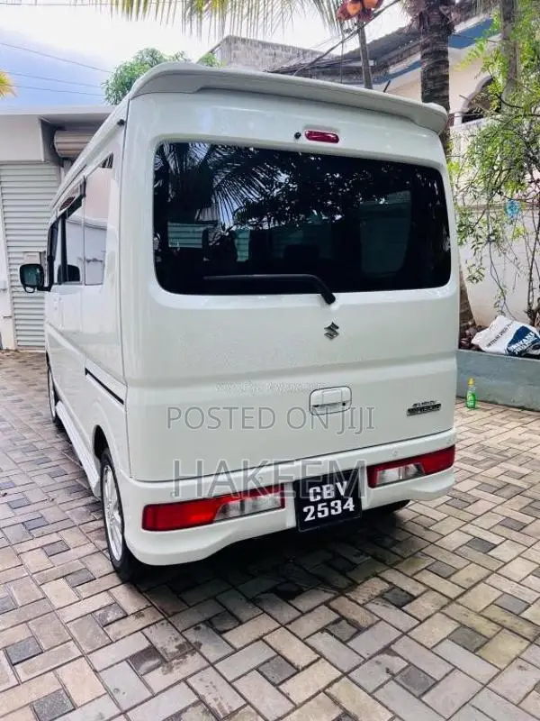 Suzuki Every Wagon 2025 Van (Used)