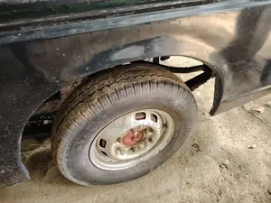 Nissan Vrg 1982 Van (Used)