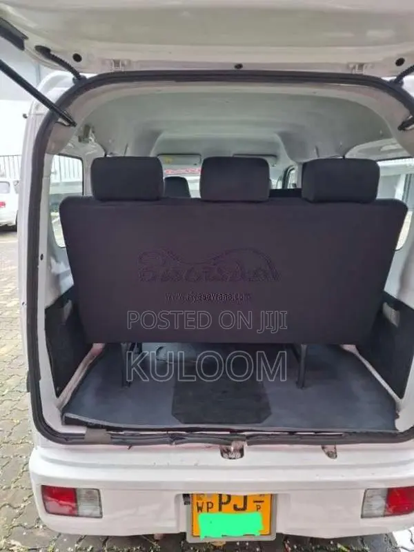 Nissan Clipper 2017 Van (Used)