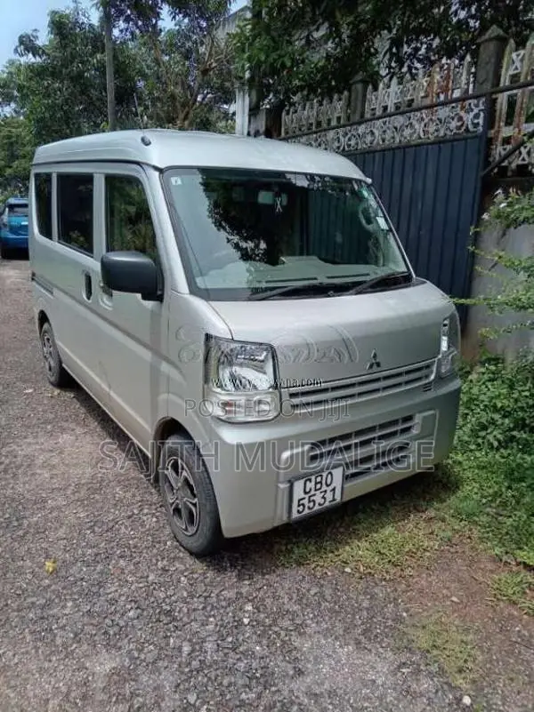 Mitsubishi Minicab 2024 Van (Used)