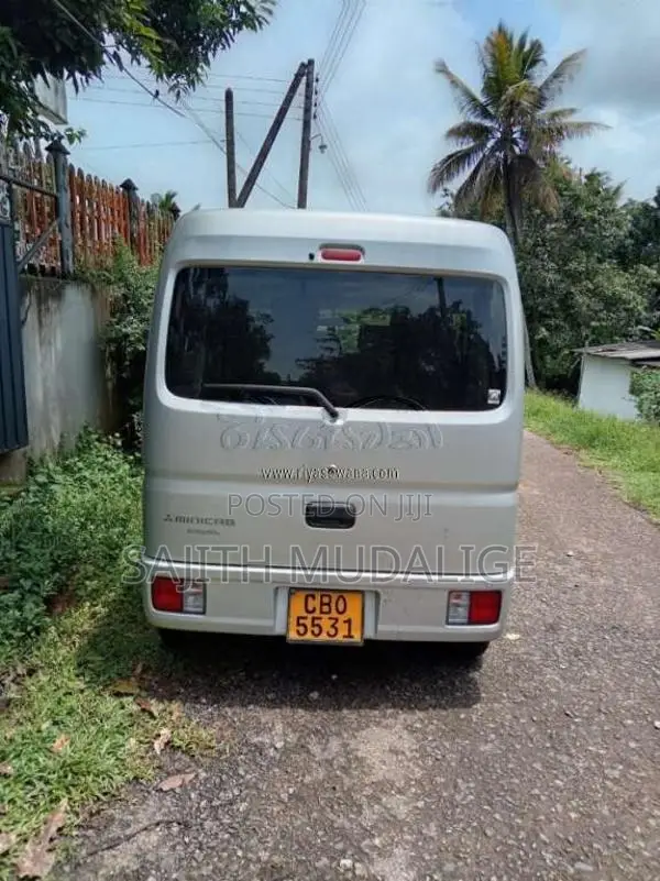 Mitsubishi Minicab 2024 Van (Used)