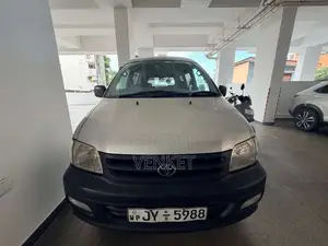 Toyota TownAce 2000 Van (Used)