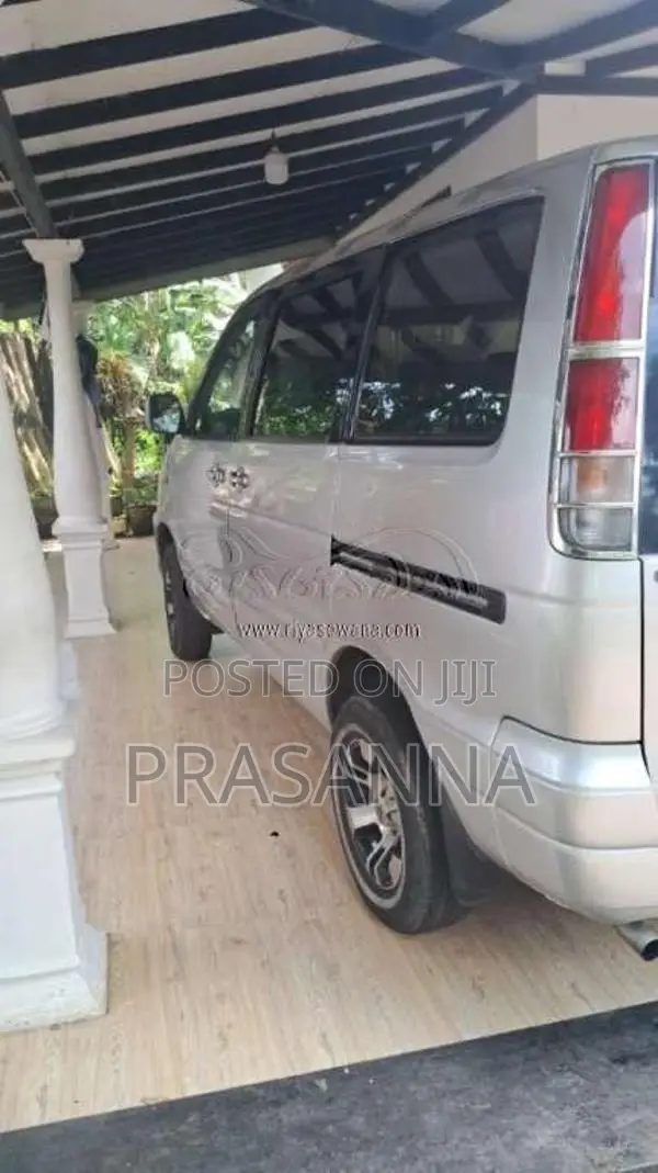 Toyota KR42 2000 Van (Used)