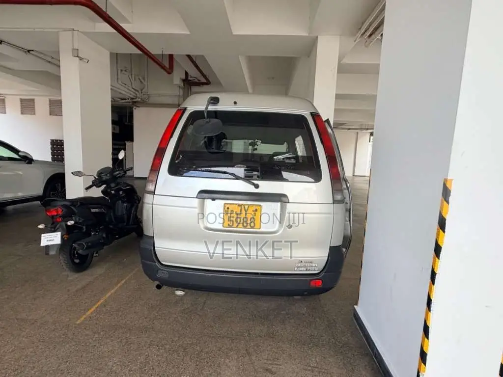 Toyota TownAce 2000 Van (Used)