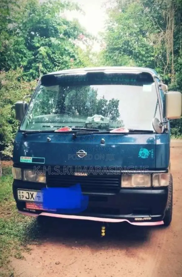 Nissan Caravan 1999 Van (Used)