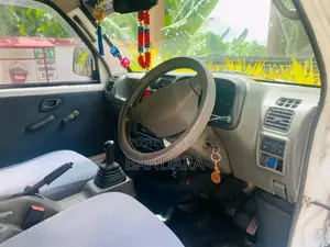 Suzuki Every 1999 Van (Used)