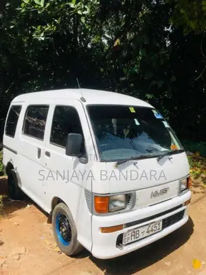 Daihatsu Hijet 2004 Van (Used)