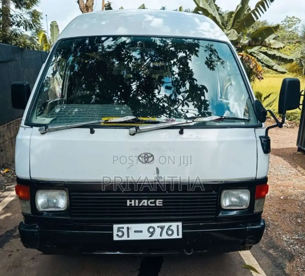 Toyota LH71 1991 Van (Used)