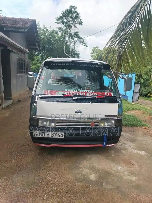 Nissan Homy 2003 Van (Used)
