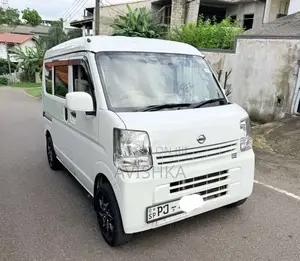 Nissan Clipper NV-100 2017 Van (Used)