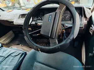 Toyota LH71 1991 Van (Used)