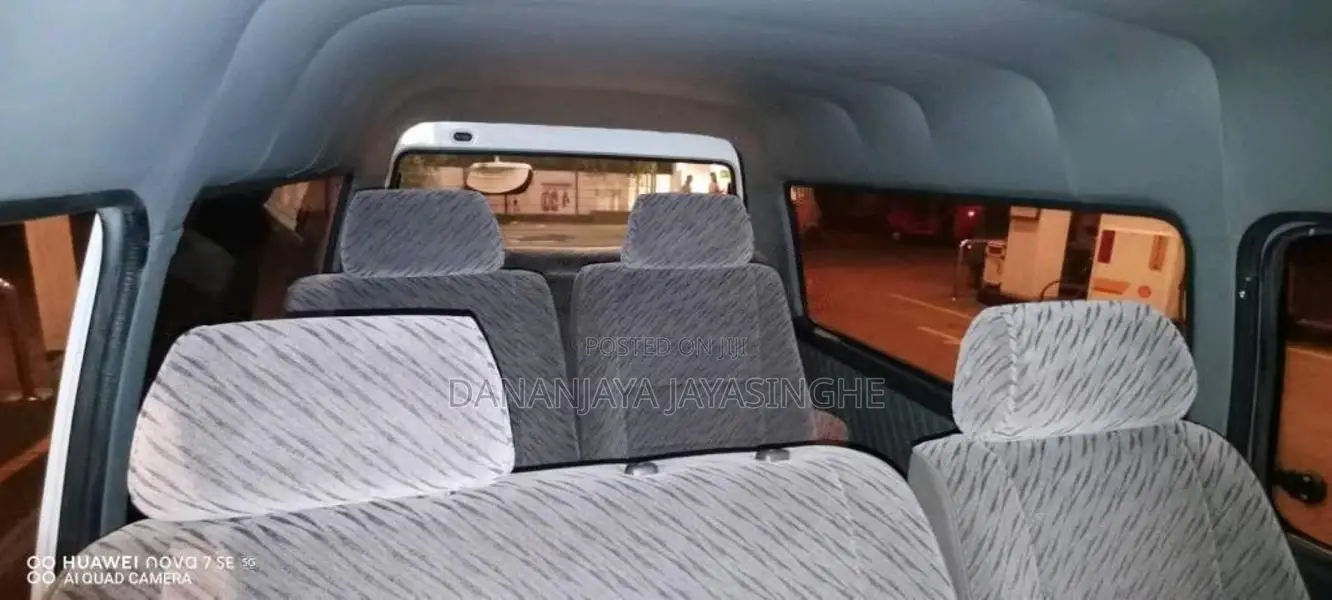 Mitsubishi Po15 2014 Van (Used)