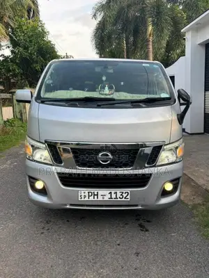 Nissan NV 350 2012 Van (Used)