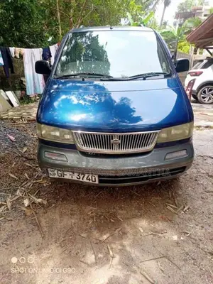 Nissan Largo 1997 Van (Used)
